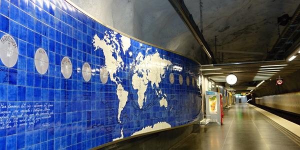 105. Metro, stanice Universitetet 6