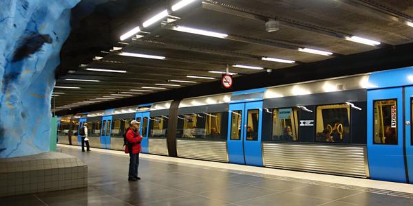 116. Metro, stanice Stadion