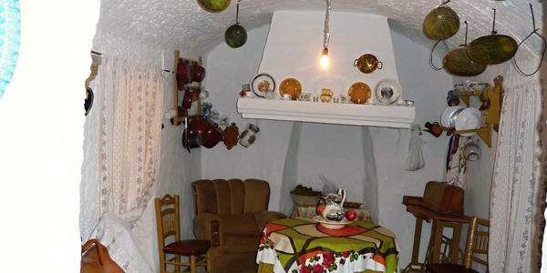 115. Purulena, podzemní obydlí