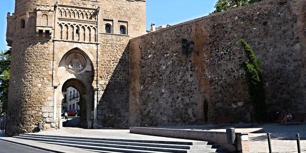 51. Toledo, Puerta de Sol