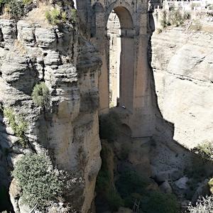 108. Nový most, Ronda