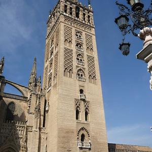 59. Bývalý minaret v Seville