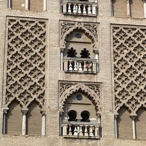 60. Detail minaretu v Seville