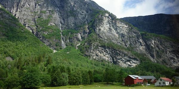 21. Romsdalen