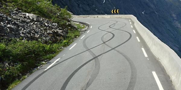 25. Tady měl někdo potíže..., Trollstigen