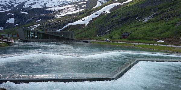 27. Turistická chata v sedle Trollstigen