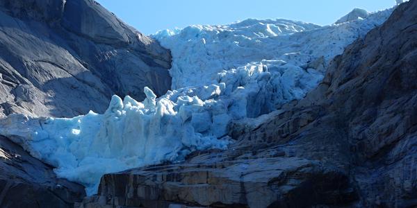 78. Briksdalsbreen