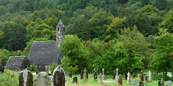 46. Hřbitov v Glendalough 1