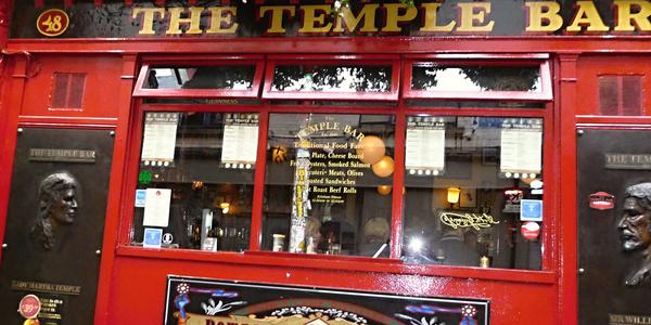 55. Ve čtvrti Temple bar, Dublin 1