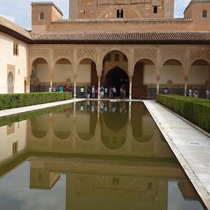 129. Granada, Alhambra, Myrtový dvůr