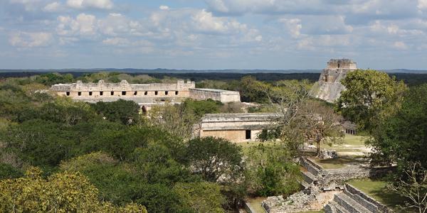 245. Uxmal, pohled z Velké pyramidy
