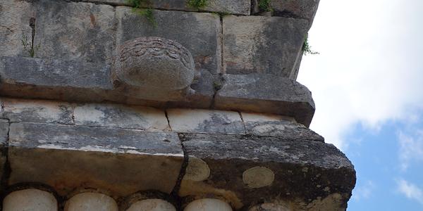 251. Uxmal, záhadný palác želv