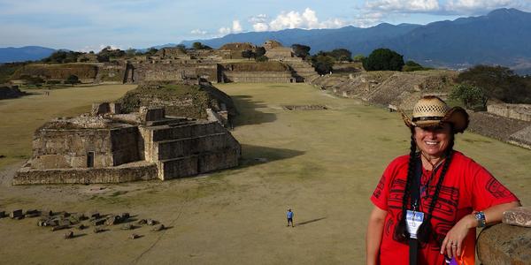 094. Pozdrav z Monte Albánu