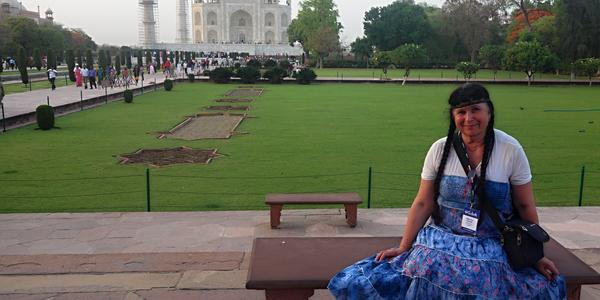 069. V práci, Taj Mahal
