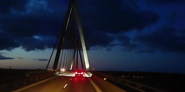 001. Most ve Fredericii