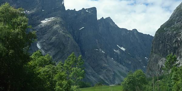 043. Romsdalen
