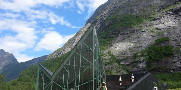 045. Chata v Romsdalen