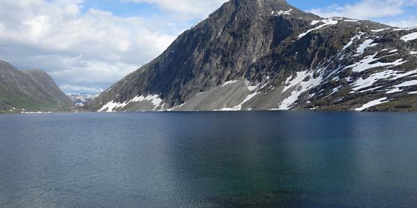 068. Djupvatnet