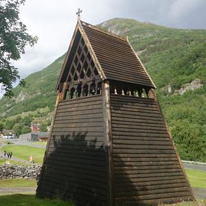084. Zvonice kostela v Borgundu