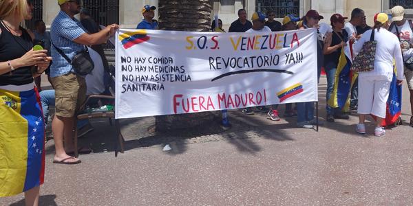 50. Chudák Venezuela, Pryč s Madurem!
