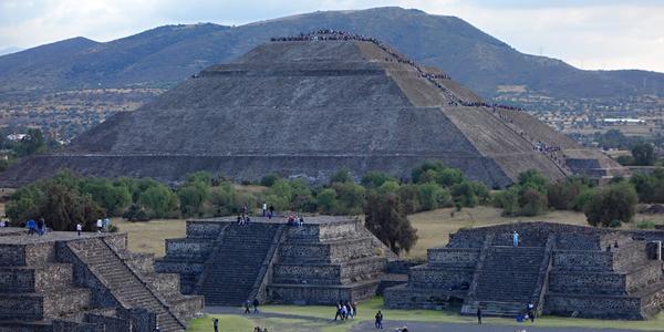 032. Teotihuacán