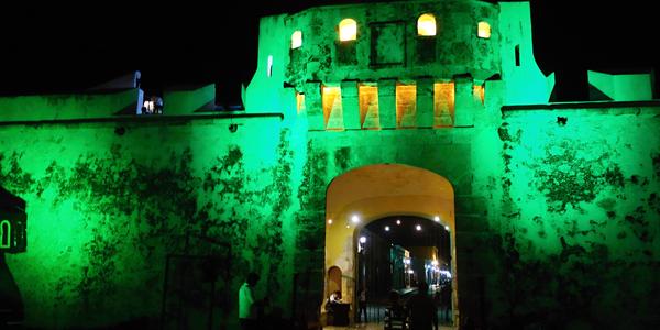 131. Hradby Campeche