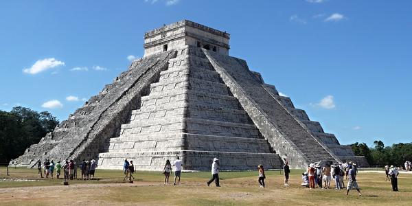 153. Chichen Itza, Kukulkánova pyramida