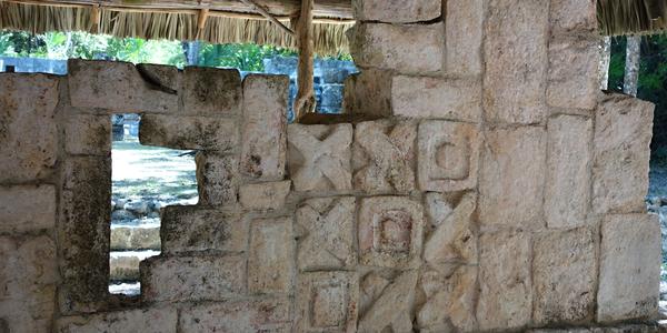 153. Chichen Itza, mayské piškvorky