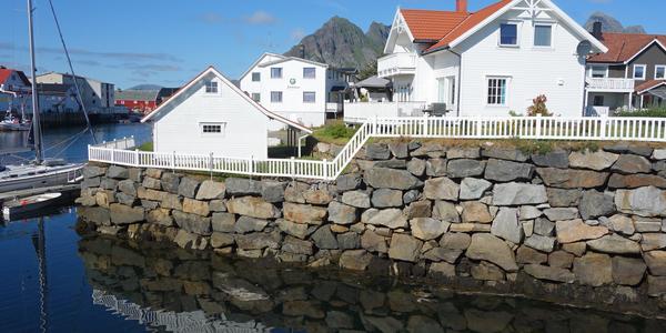 113. V Henningsvaeru 6