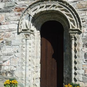 167. Stiklestad, dveře do poutního kostela