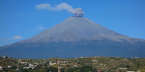 006. Kouřící Popocatépetl