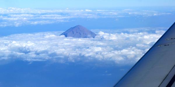 065. Popocatépetl z letadla