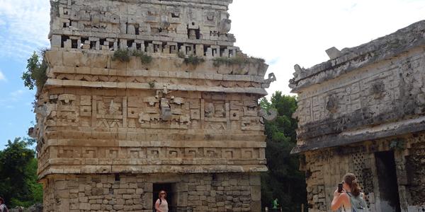 137. Chichen Itza, iglesia