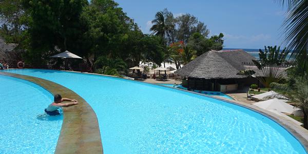 260-Baobab Beach, bazény jsou liduprázdné