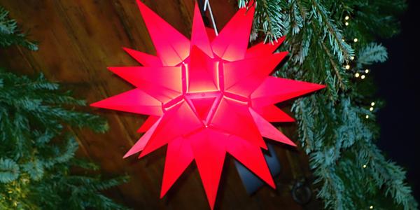 01. Advent v Drážďanech, ochranovská hvězda