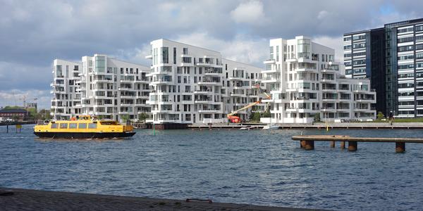 089-Kodaň, architektura, na nábřeží