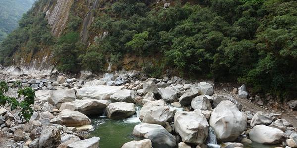 086. Údolí Urubamby