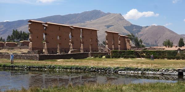 130. Na trase Cusco-Puno, Racqui