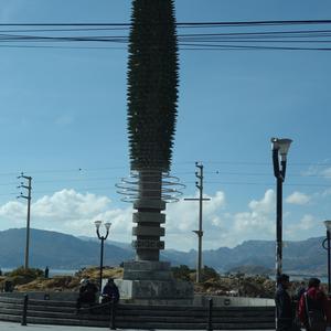 210. Pomník rostlině Puya raymondii, Puno