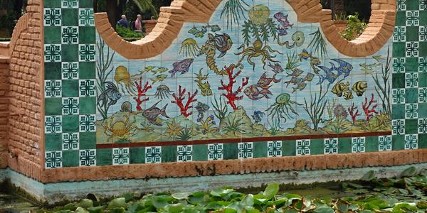 004. Malaga, zahrady pod Alcazabou, detail