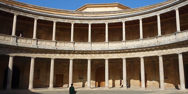 032. Granada, Alhambra, nedostavěný palác Carlose I.