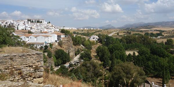 064. Ronda z okraje hradeb