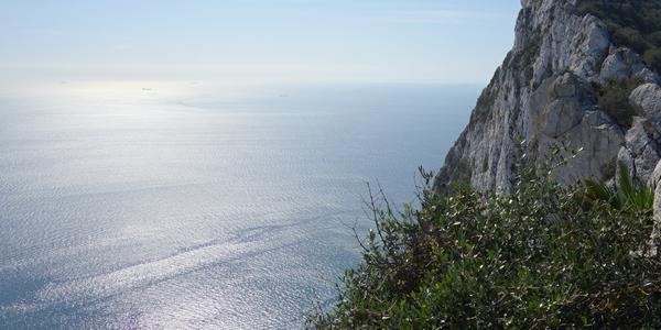 078. Gibraltar, pohled na úžinu