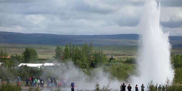 002-gejzír Strokkur