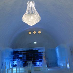118. Ledový hotel v Jukkasjarvi 2