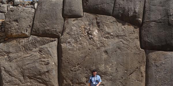 044. Sacsayhuaman