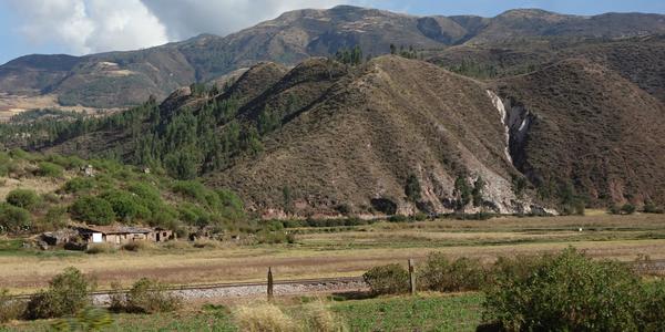 147. Cesta Cuzco-Puno