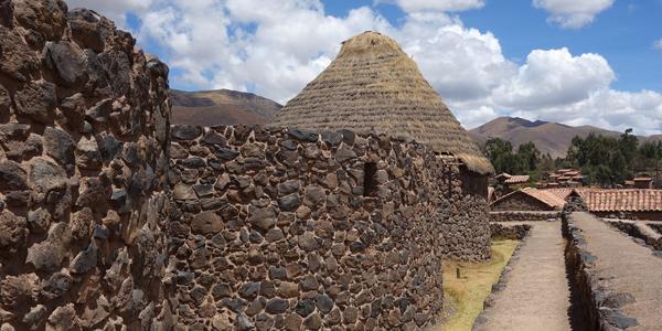 155. Cesta Cuzco-Puno, Racqui