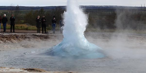 005-gejzír Strokkur