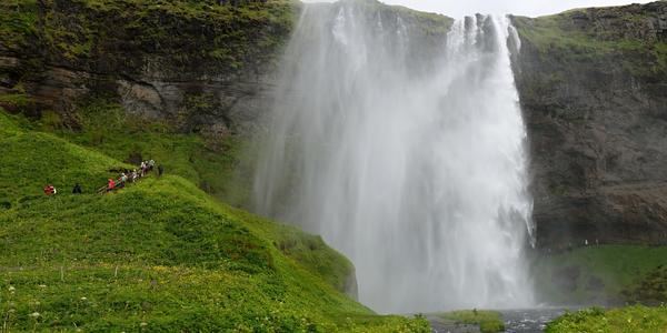 020- Seljalandfoss
